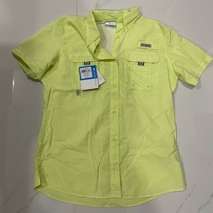 Womens Columbia fishing shirt